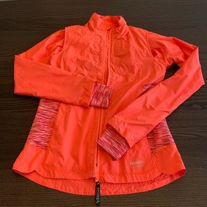 Running room light jacket/ removable vest. Bright coral pink